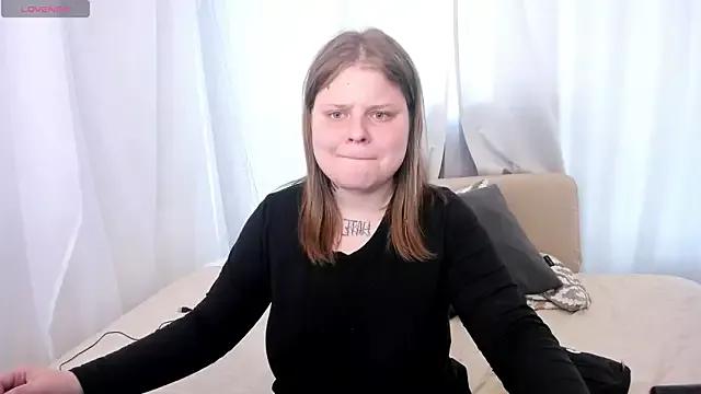 Alice_bright from StripChat is Freechat