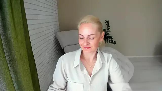 Alicee_Gracee from StripChat is Freechat