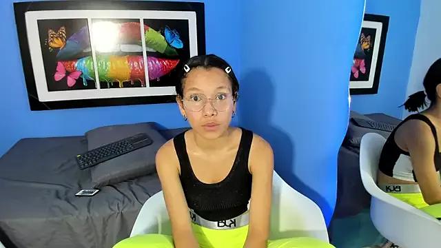 alicelov from StripChat is Freechat