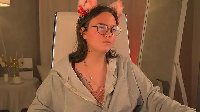 AliceRosebrook from StripChat is Freechat