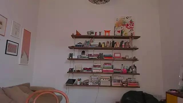 AliceSnowCatt from StripChat is Freechat