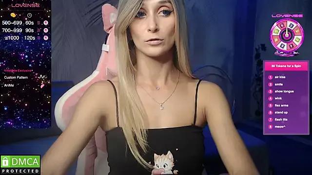 Entertain your itch for girls livestreamers with our collection of stunning models, skilled in the art of temptation and delight.