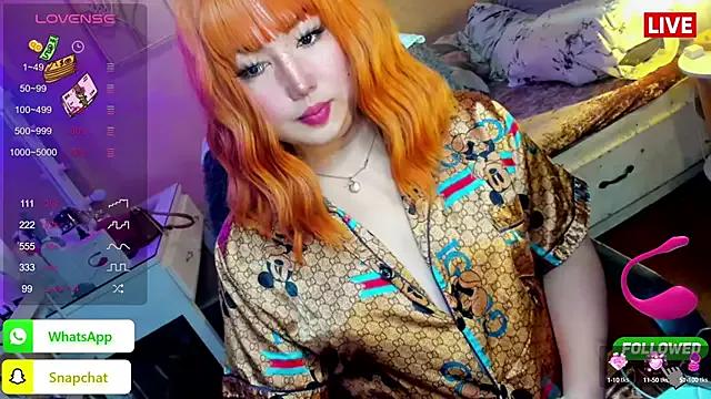 Entertain your itch for girls livestreamers with our collection of stunning models, skilled in the art of temptation and delight.