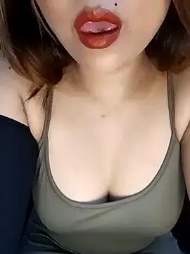 Alina-222 from StripChat is Freechat