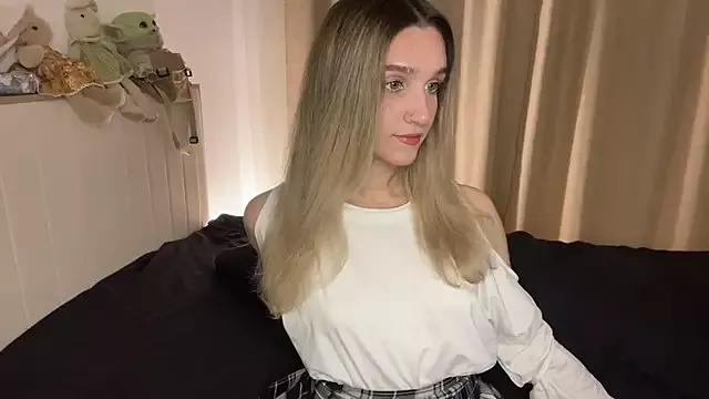 Entertain your itch for girls livestreamers with our collection of stunning models, skilled in the art of temptation and delight.