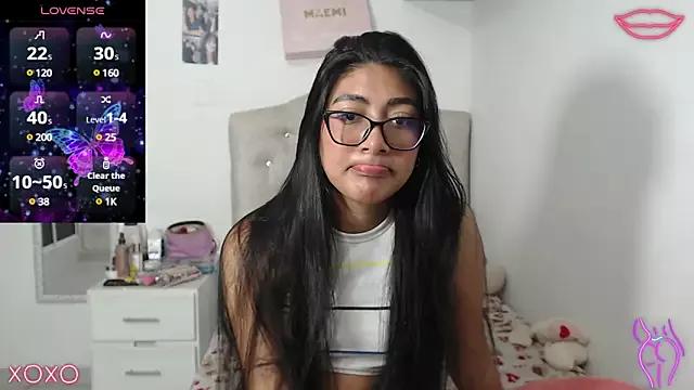Entertain your itch for girls livestreamers with our collection of stunning models, skilled in the art of temptation and delight.
