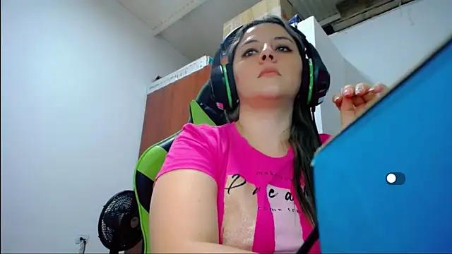 allisonbby from StripChat