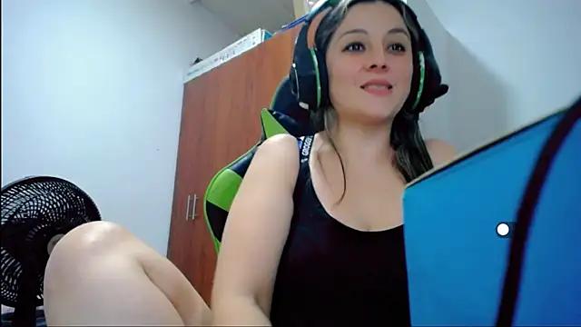 allisonbby from StripChat