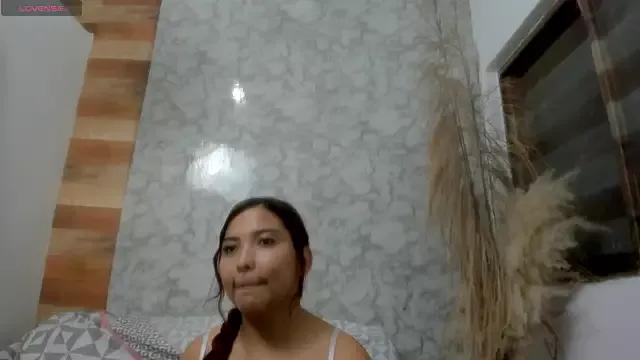 allysonn_fox from StripChat is Freechat