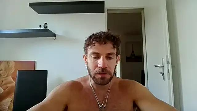 Photos of alpha-hunk from StripChat is Freechat