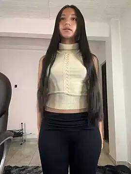 Photos of aly_golden_ from StripChat is Freechat