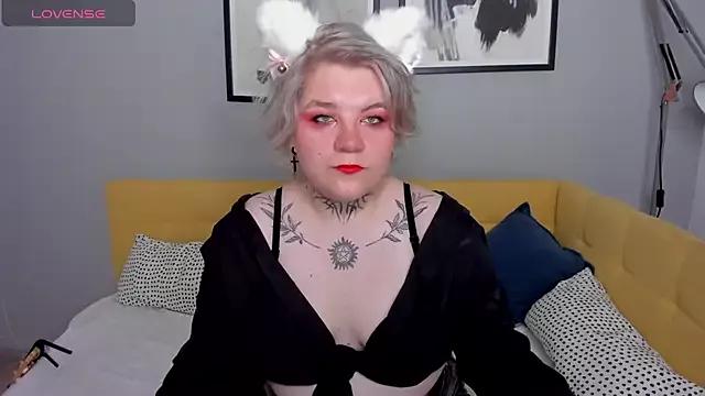 Entertain your itch for girls livestreamers with our collection of stunning models, skilled in the art of temptation and delight.