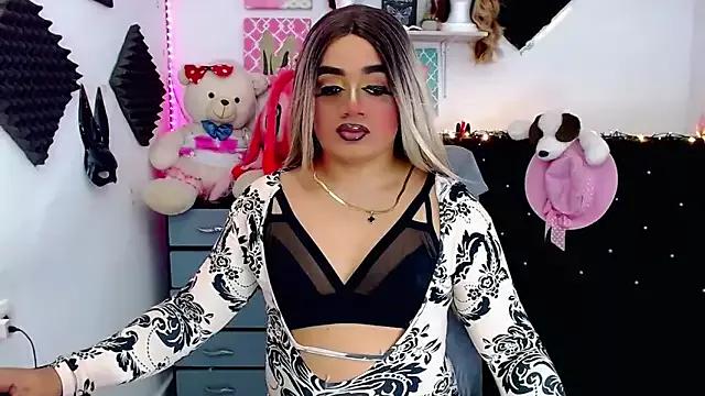 Entertain your itch for girls livestreamers with our collection of stunning models, skilled in the art of temptation and delight.