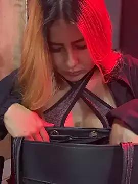 Entertain your itch for girls livestreamers with our collection of stunning models, skilled in the art of temptation and delight.