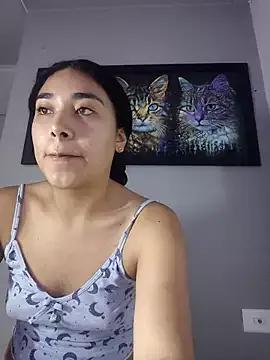 AmberGold- from StripChat is Freechat