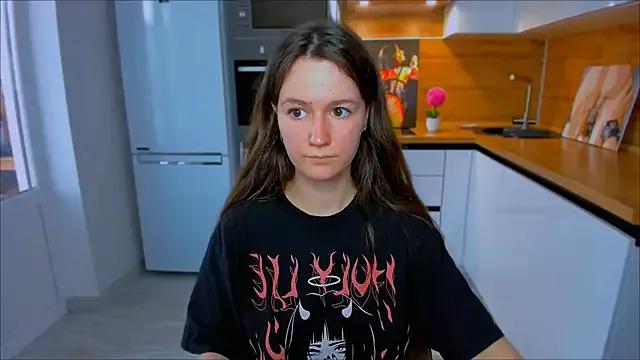 ameli_moon from StripChat is Freechat