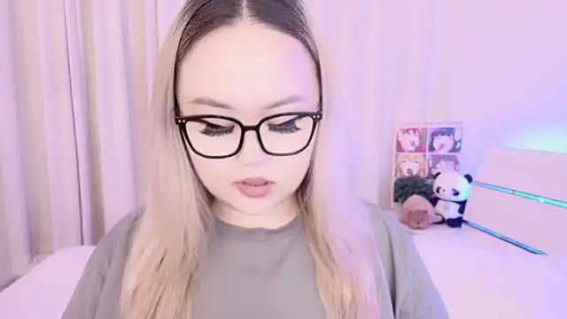 Entertain your itch for girls livestreamers with our collection of stunning models, skilled in the art of temptation and delight.