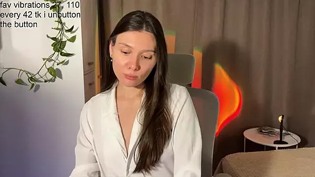 ameliahenderson from StripChat is Freechat