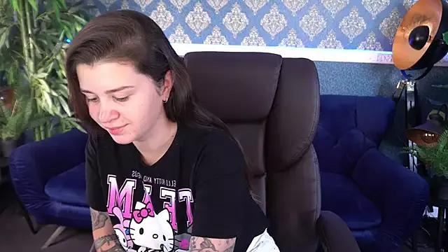 AmellyMilly from StripChat is Freechat