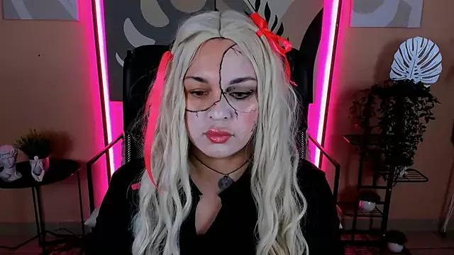 AmiraDevill from StripChat is Freechat