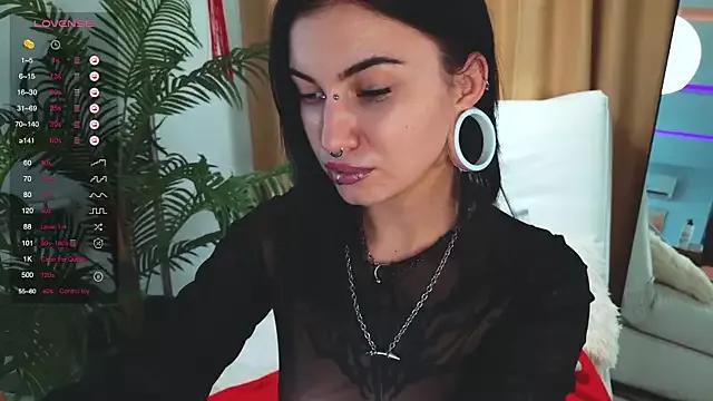 amorelove_ from StripChat is Freechat
