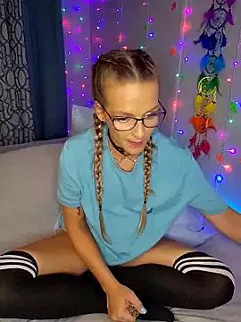 Entertain your itch for girls livestreamers with our collection of stunning models, skilled in the art of temptation and delight.