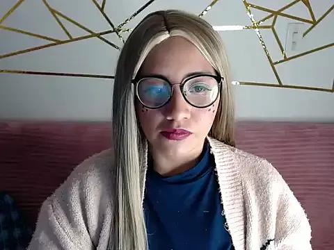 AmyRosse99 from StripChat is Freechat