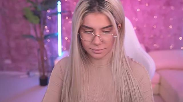 anabel_054 on StripChat 