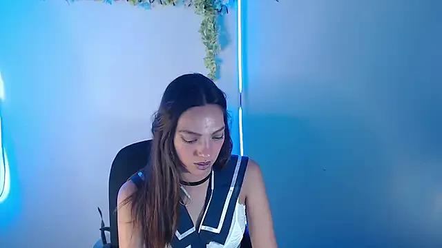 Entertain your itch for girls livestreamers with our collection of stunning models, skilled in the art of temptation and delight.