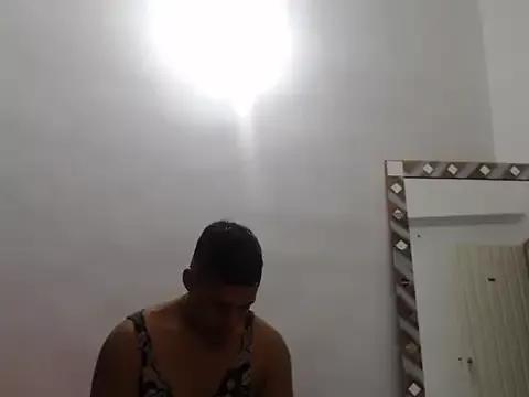 andrewcaxo from StripChat is Freechat