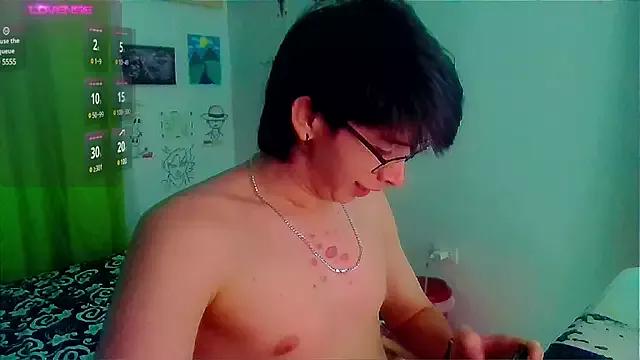 Andy_gray from StripChat is Freechat
