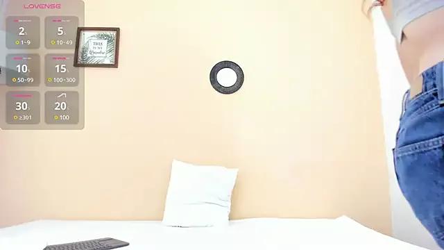 andyylove_jk from StripChat is Freechat