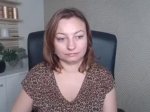 angelaSamt from StripChat is Freechat