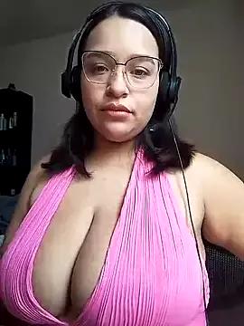 Angiee2001 from StripChat is Freechat