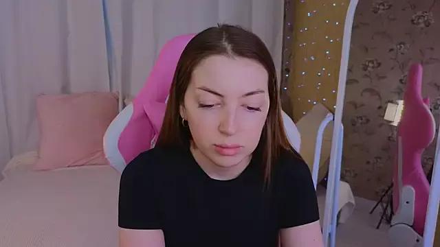 Entertain your itch for girls livestreamers with our collection of stunning models, skilled in the art of temptation and delight.