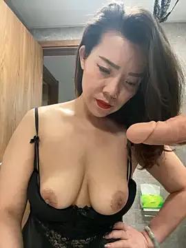 anna_2024 from StripChat is Freechat