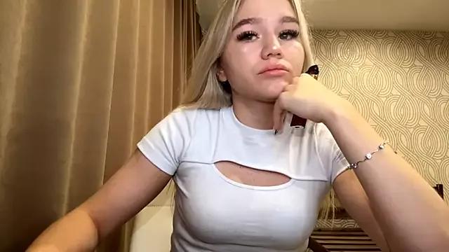 Entertain your itch for girls livestreamers with our collection of stunning models, skilled in the art of temptation and delight.