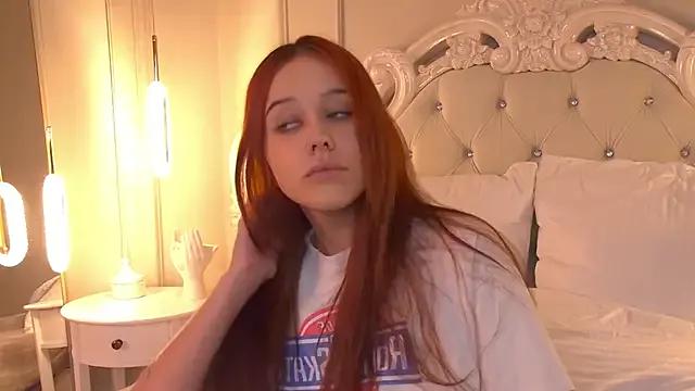 AnnaVelisse from StripChat is Freechat