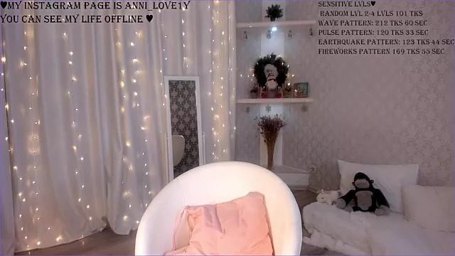 Entertain your itch for girls livestreamers with our collection of stunning models, skilled in the art of temptation and delight.