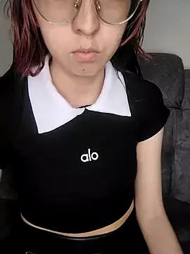 Entertain your itch for girls livestreamers with our collection of stunning models, skilled in the art of temptation and delight.