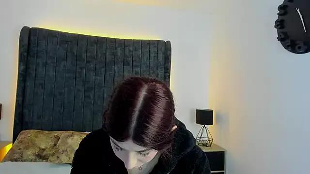 Entertain your itch for girls livestreamers with our collection of stunning models, skilled in the art of temptation and delight.