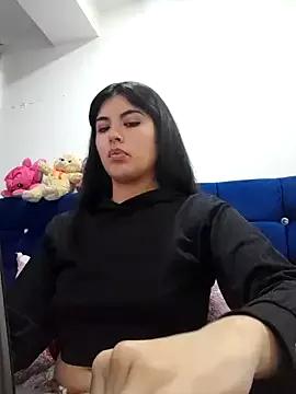 AnnyDuboiss from StripChat is Freechat