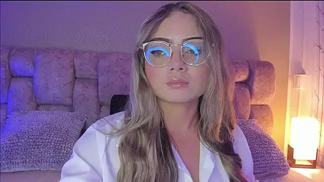 Entertain your itch for girls livestreamers with our collection of stunning models, skilled in the art of temptation and delight.