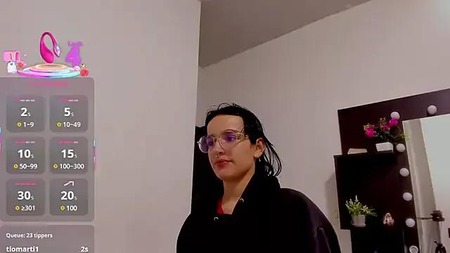 Annyrosee from StripChat is Freechat