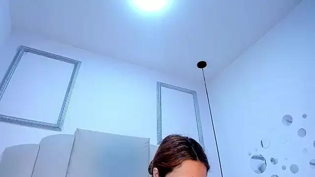 Anto_kira from StripChat is Freechat