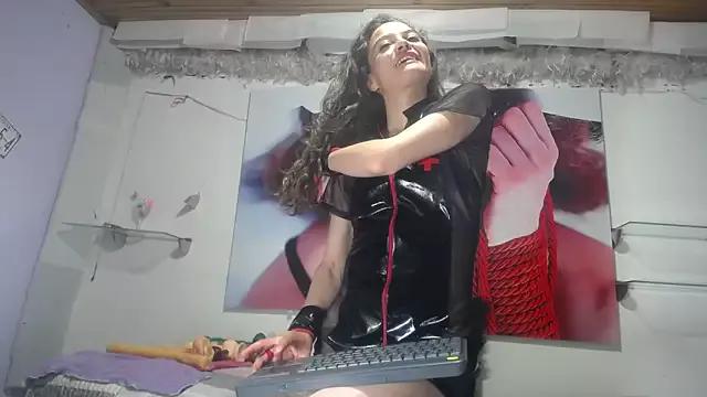 AntonellaStart_xx from StripChat is Freechat