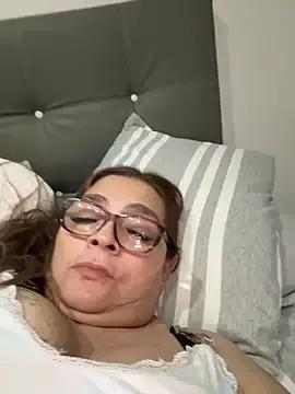 AntonellaVioleta from StripChat is Freechat