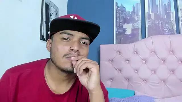 Applehot_LRR from StripChat
