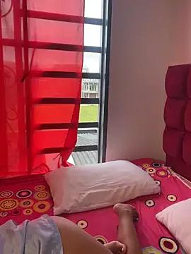 Ari_Golden from StripChat is Freechat