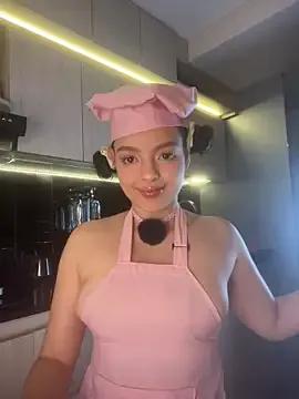 AriaHeavenss from StripChat is Freechat